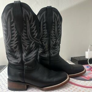 Black Cowboy Boots with Silver Stitching